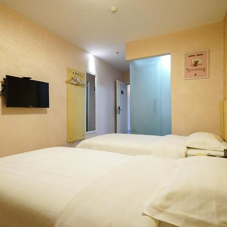 Jia Mei Xin Holiday Hotel Baiyun Airport Branch Canton Esterno foto