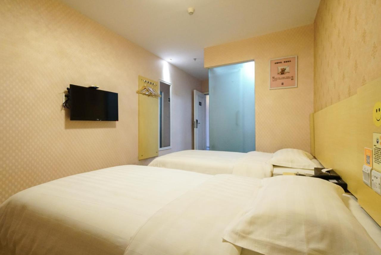 Jia Mei Xin Holiday Hotel Baiyun Airport Branch Canton Esterno foto