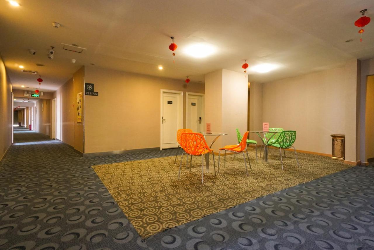 Jia Mei Xin Holiday Hotel Baiyun Airport Branch Canton Esterno foto